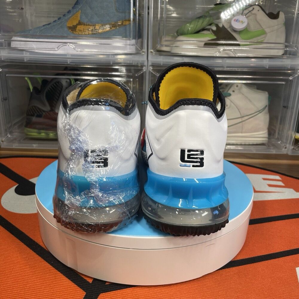 Size 10.5- Nike LeBron 18 XVIII Low - Stewie Griffin SOLD - Picture 5 of 11